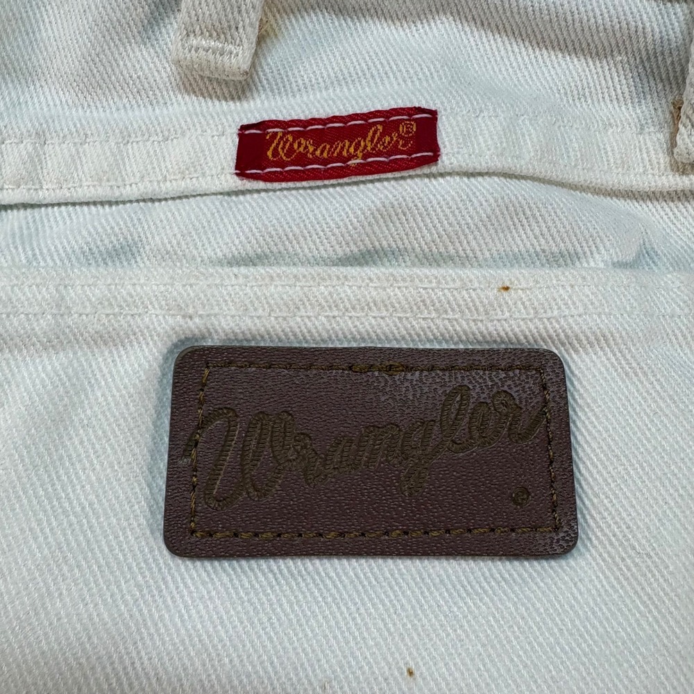 Vintage Wrangler High Waisted White Denim Jean Straight Leg Western 28x29 70s80s - Picture 9 of 9